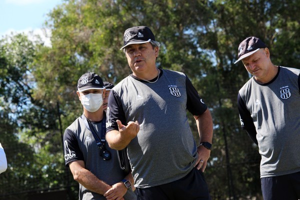 Kleina destaca reencontro com torcida