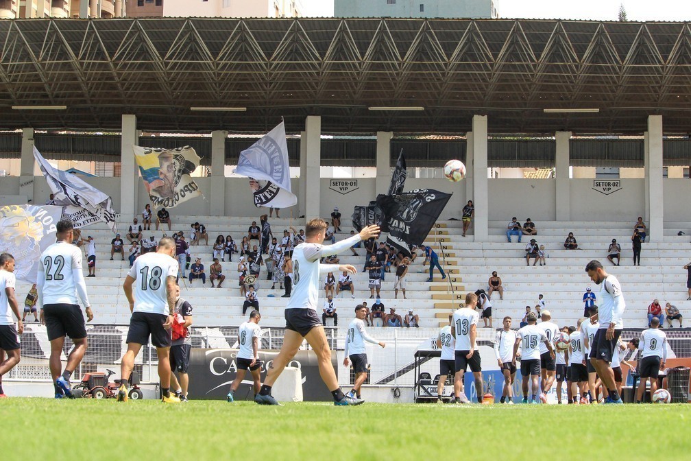 Apoio não vai faltar!!! Ponte Preta faz treino de preparação para o duelo contra o Náutico