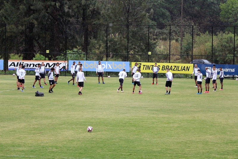 Com alerta ligado, Ponte Preta começa a semana focada no próximo jogo