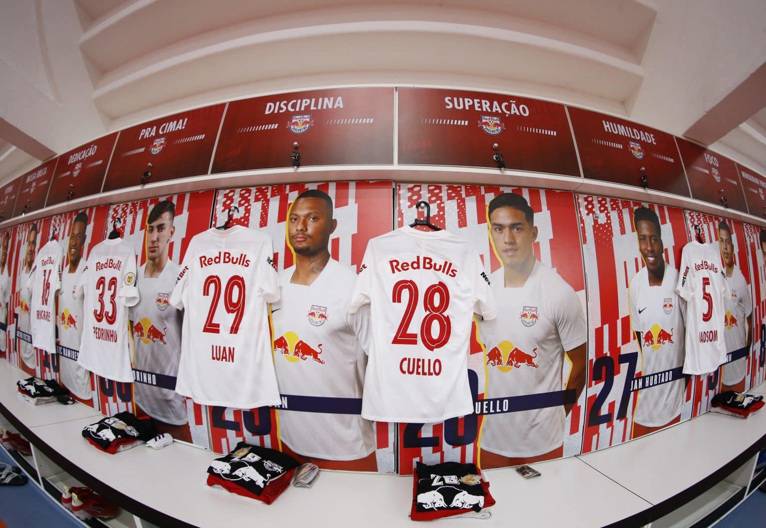 RB Bragantino &eacute; a equipe que tem mais gols de fora da &aacute;rea na temporada