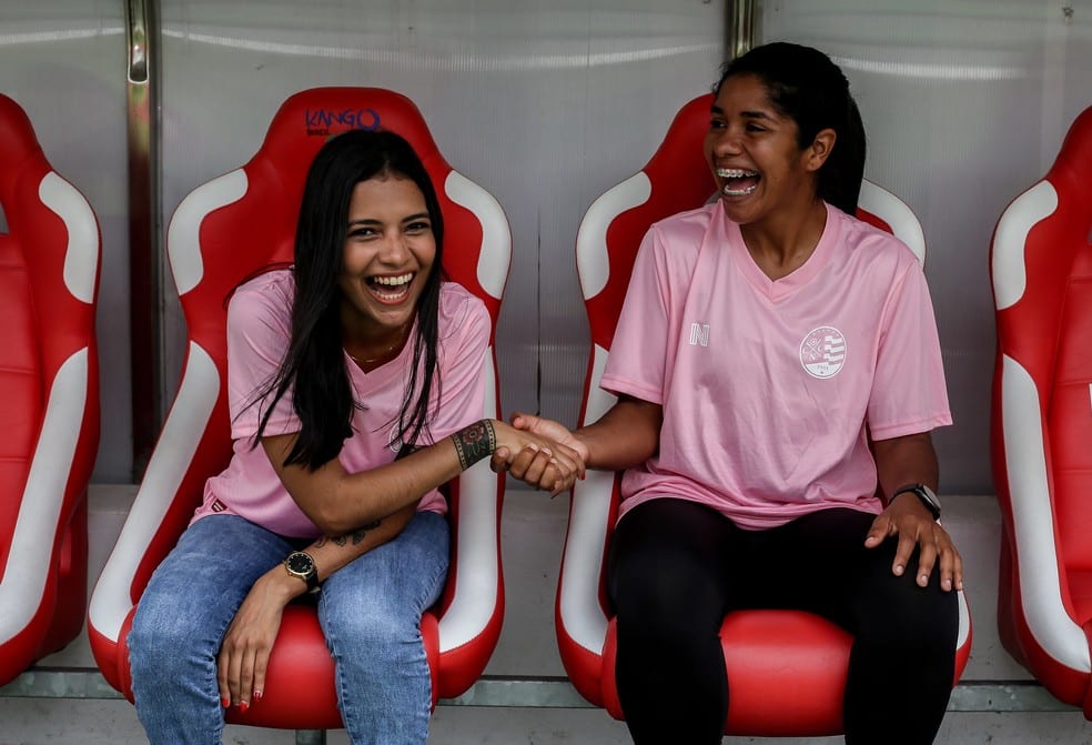 N&aacute;utico divulga camisa especial de Outubro Rosa