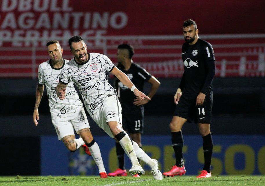Sylvinho elogia a partida do Corinthians: “Foi um jogo bem jogado”
