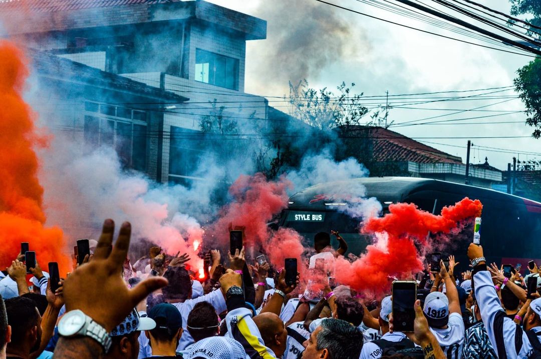 Santos recusa mudan&ccedil;a e hor&aacute;rio do jogo contra o Am&eacute;rica-MG &eacute; mantido