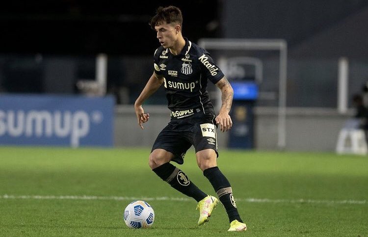 Zanocelo ganha sequência e busca primeiro gol pelo Santos