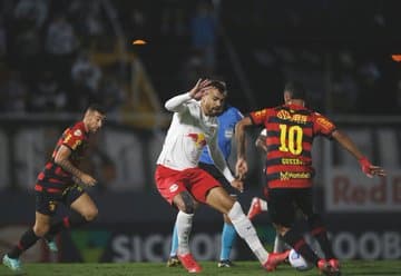 Red Bull Bragantino iguala Flamengo e tem o melhor ataque do Brasileir&atilde;o S&eacute;rie A