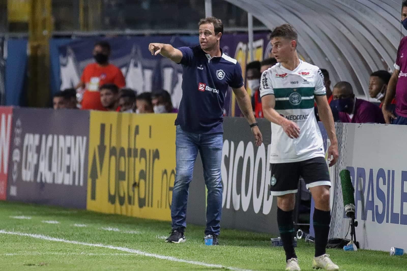 Confira o que rolou no empate entre Remo x Coritiba no Baen&atilde;o