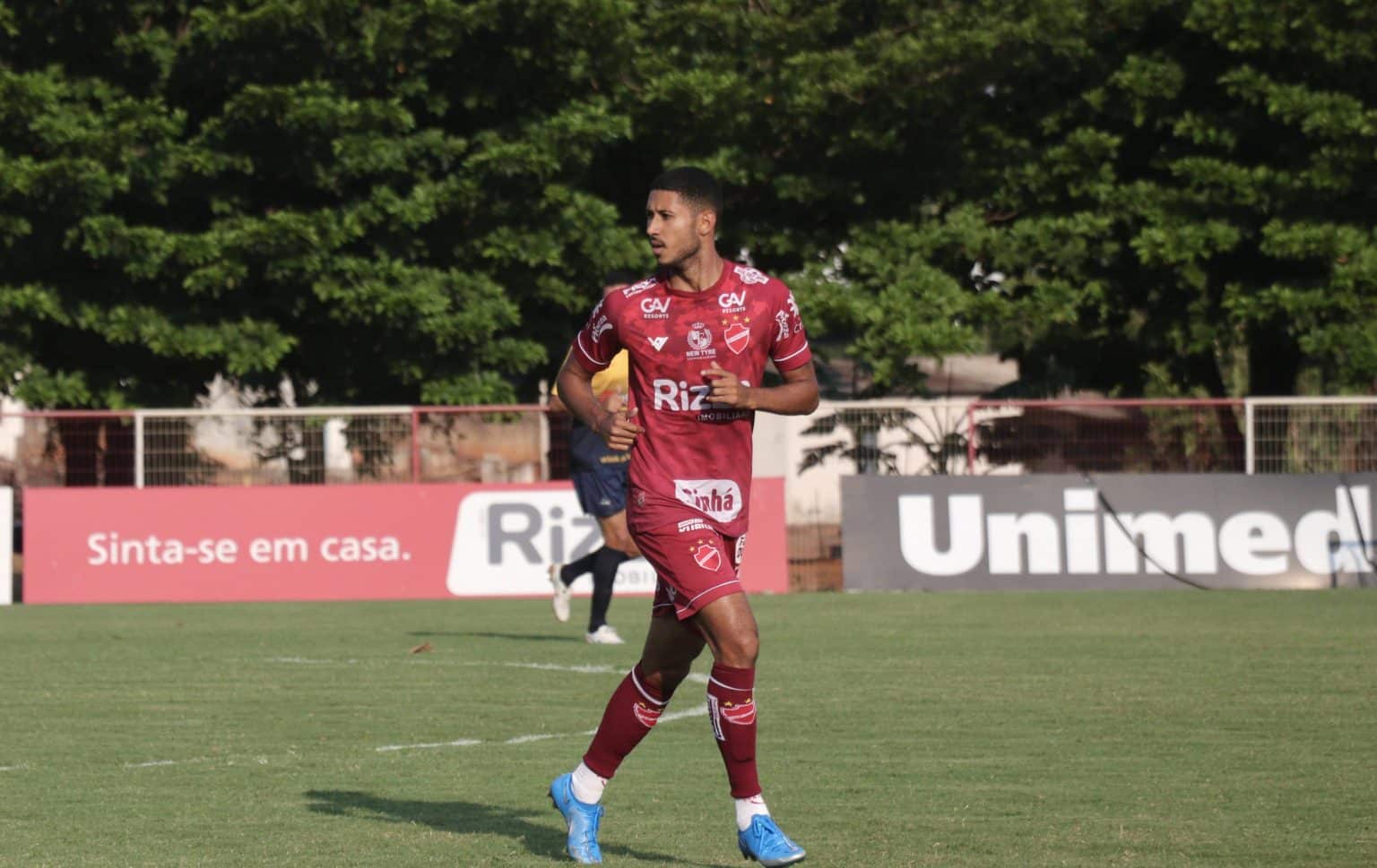 Vila Nova muda foco e estreia na Copa Verde