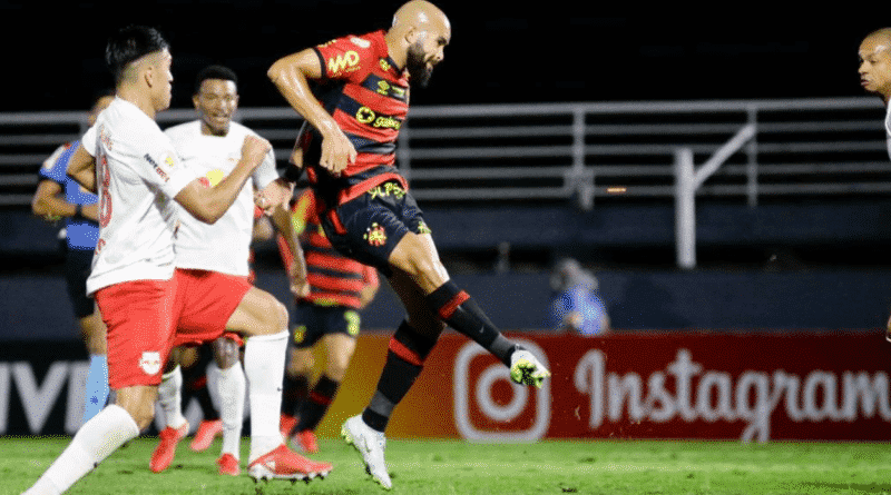 Sport: ap&oacute;s rea&ccedil;&atilde;o, Le&atilde;o j&aacute; soma quatro jogos sem vencer e se afunda no Z4