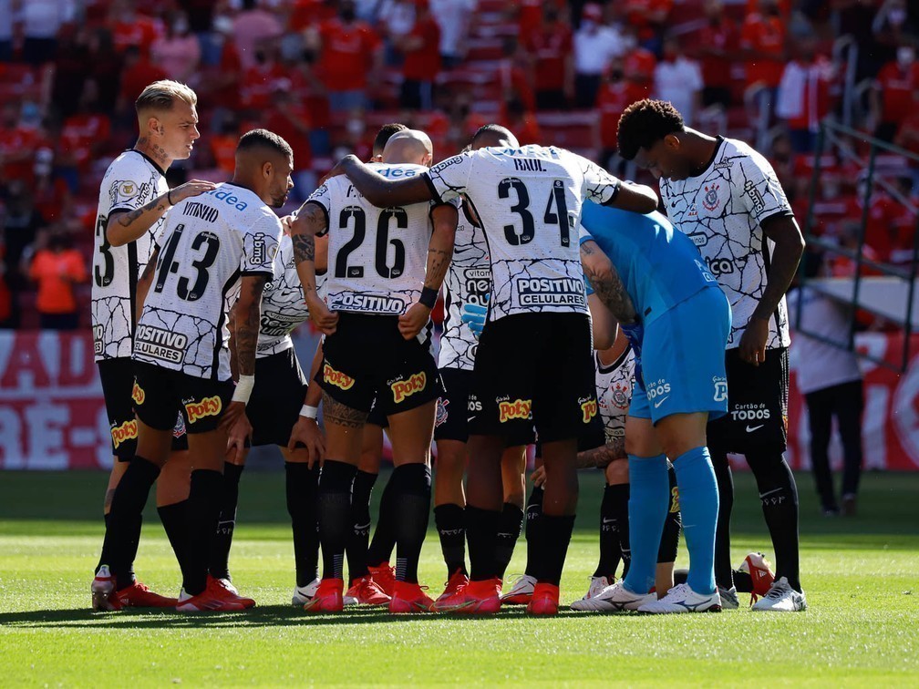 Sylvinho lamenta empate contra o Internacional: &ldquo;Era um jogo de vit&oacute;ria&rdquo;