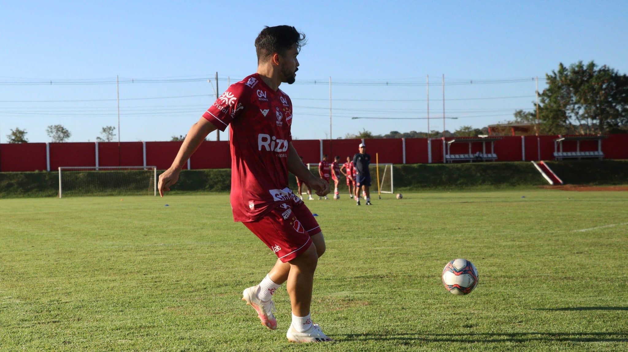 Vila Nova conta com retornos para duelo contra Cruzeiro