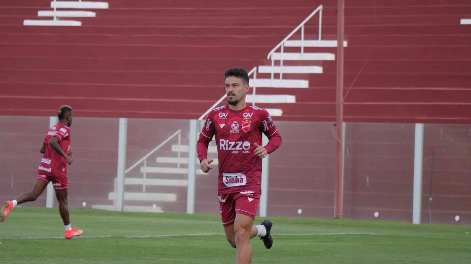 Arthur Rezende alerta sobre jogo contra Brasil de Pelotas: &ldquo;n&iacute;vel concentra&ccedil;&atilde;o e atua&ccedil;&atilde;o l&aacute; em cima&rdquo;