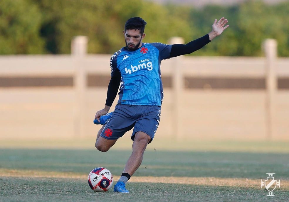 Sem Nen&ecirc;, Vasco dever&aacute; ir a campo com dupla de volantes da base; confira