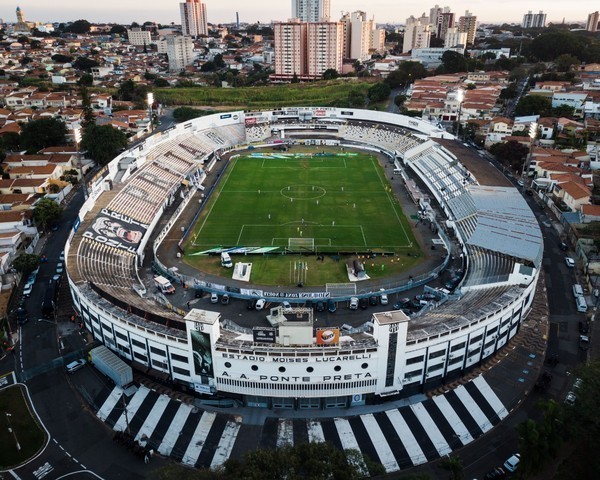 Dia de Ponte Preta: time enfrenta o Botafogo no Mois&eacute;s Lucarelli