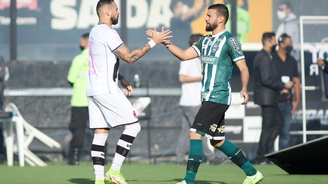 Vasco x&nbsp;Coritiba&nbsp;como aconteceu &ndash; resultado, destaques e rea&ccedil;&atilde;o