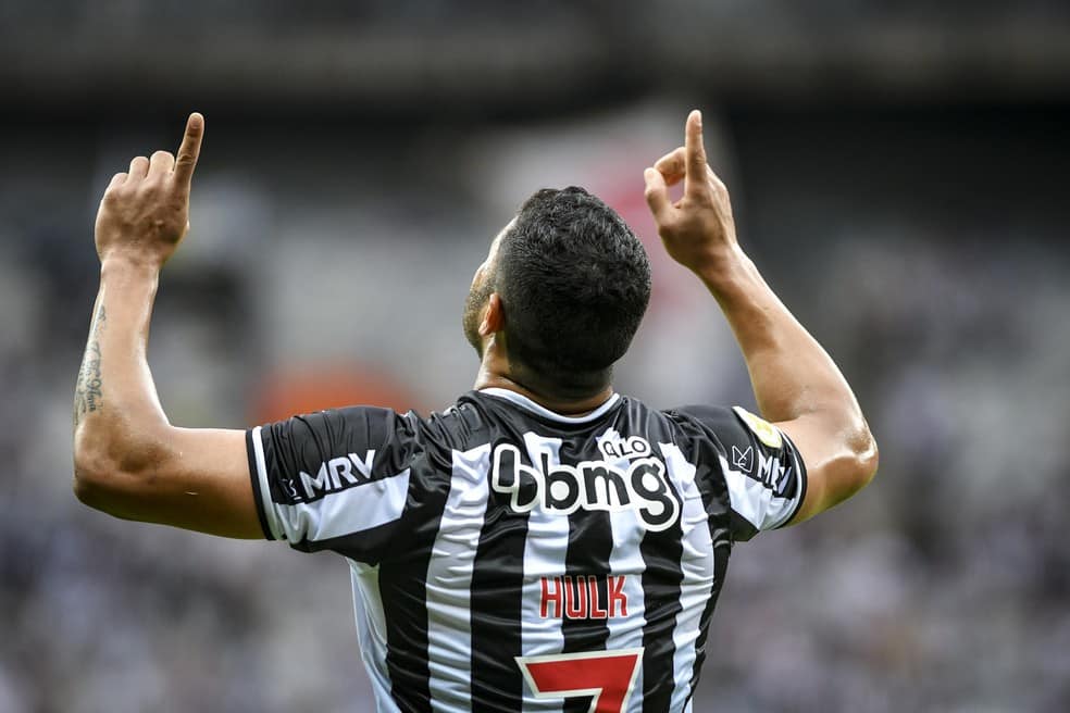 Hulk despreocupa torcida em rela&ccedil;&atilde;o a les&atilde;o: &ldquo;N&atilde;o tenho nada grave&rdquo;