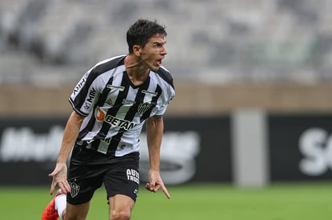 Nacho Fern&aacute;ndez confia na rea&ccedil;&atilde;o do Galo: &ldquo;Fortes e preparados&rdquo;