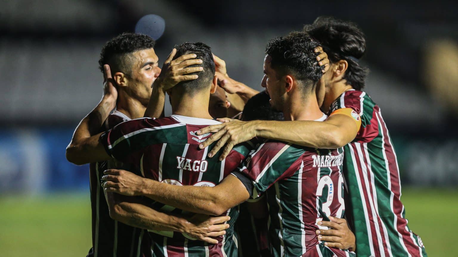 Ap&oacute;s vencer mais uma contra o Fla, Fluminense soma aproveitamento hist&oacute;rico em cl&aacute;ssicos