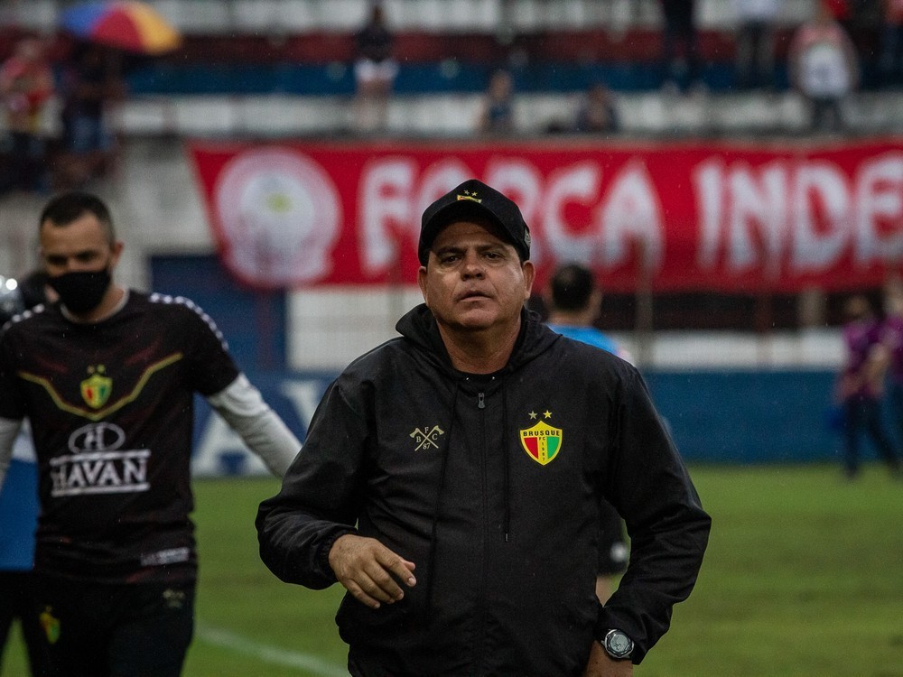 Brusque anuncia a demiss&atilde;o de Waguinho Dias