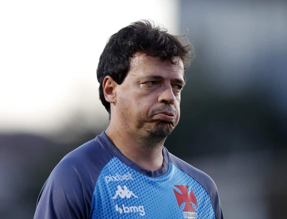 Diniz desabafa sobre fracasso: &ldquo;infelizmente n&atilde;o conseguimos&rdquo;