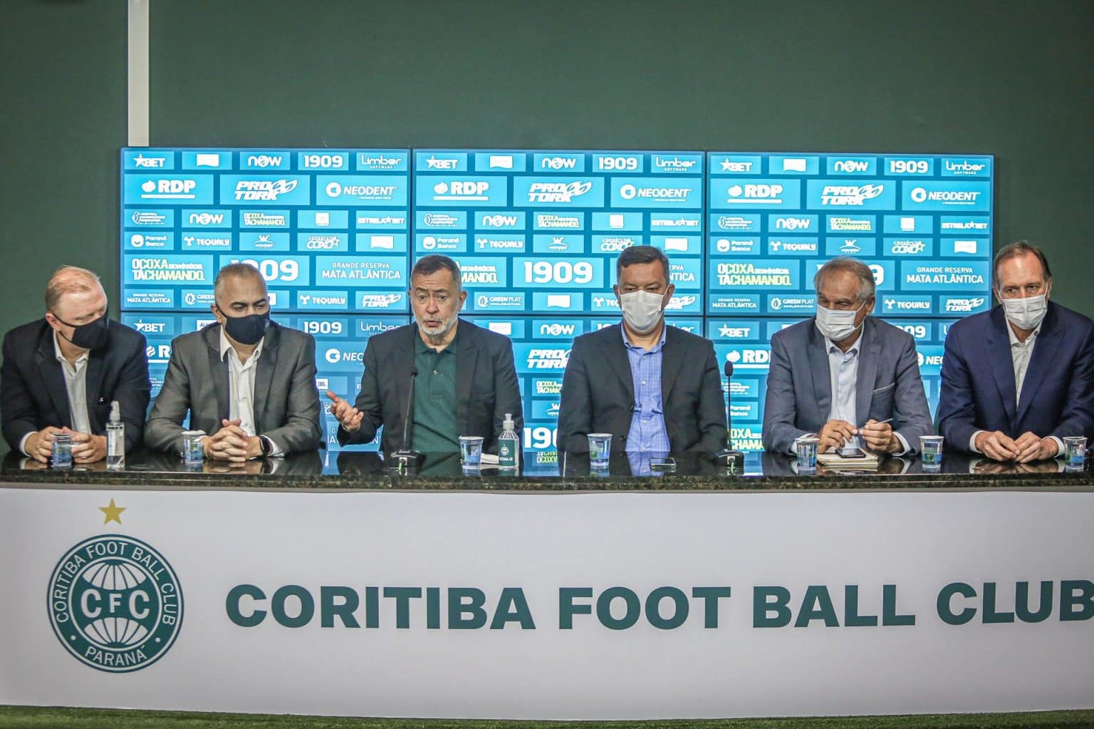 Coritiba&nbsp;pretende manter&nbsp;Mor&iacute;nigo&nbsp;para S&eacute;rie A em 2022&nbsp;
