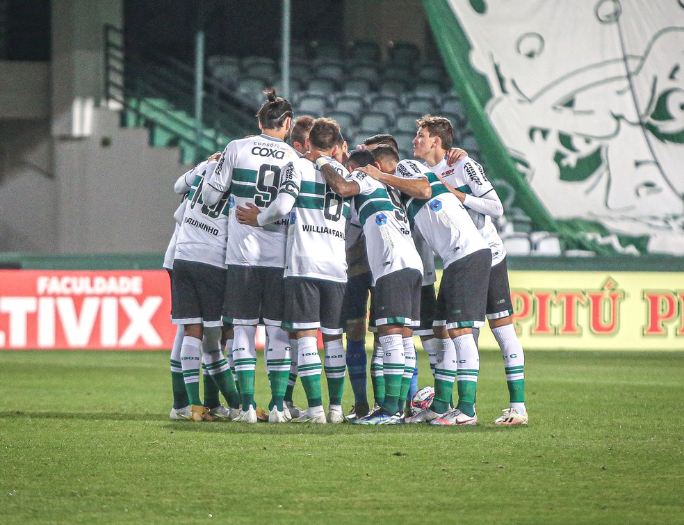 Coritiba&nbsp;inicia reformula&ccedil;&atilde;o no elenco para 2022&nbsp;