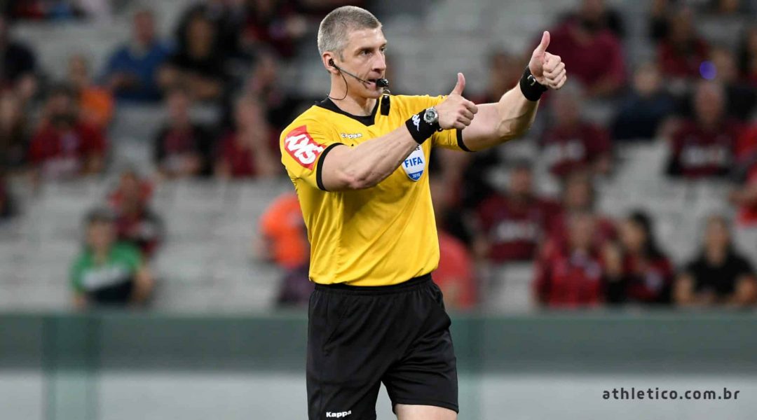 Anderson Daronco comanda pr&oacute;ximo jogo do Am&eacute;rica-MG