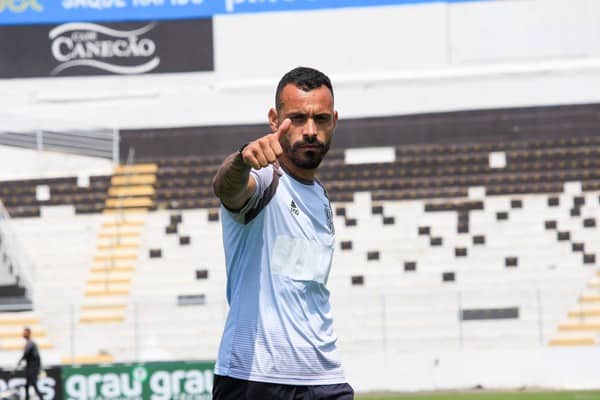 Moisés volta a ser decisivo e ajuda a manter Ponte na Série B