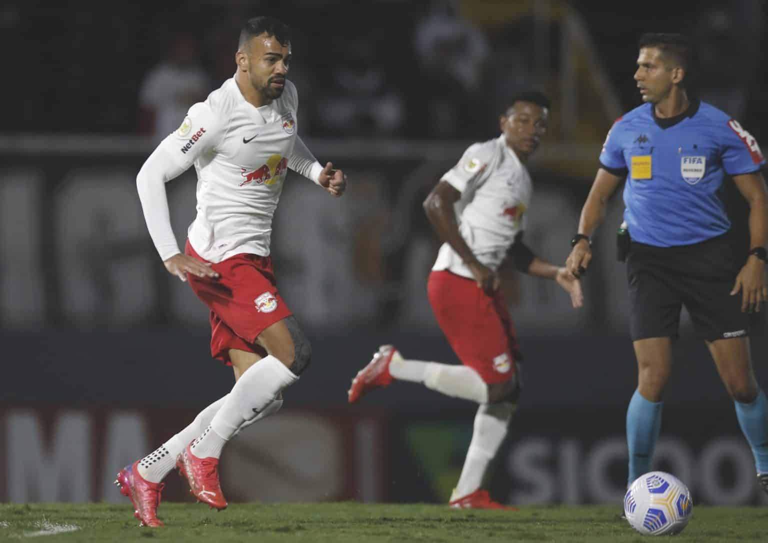 Fabr&iacute;cio Bruno pede melhora ap&oacute;s terceira derrota seguida