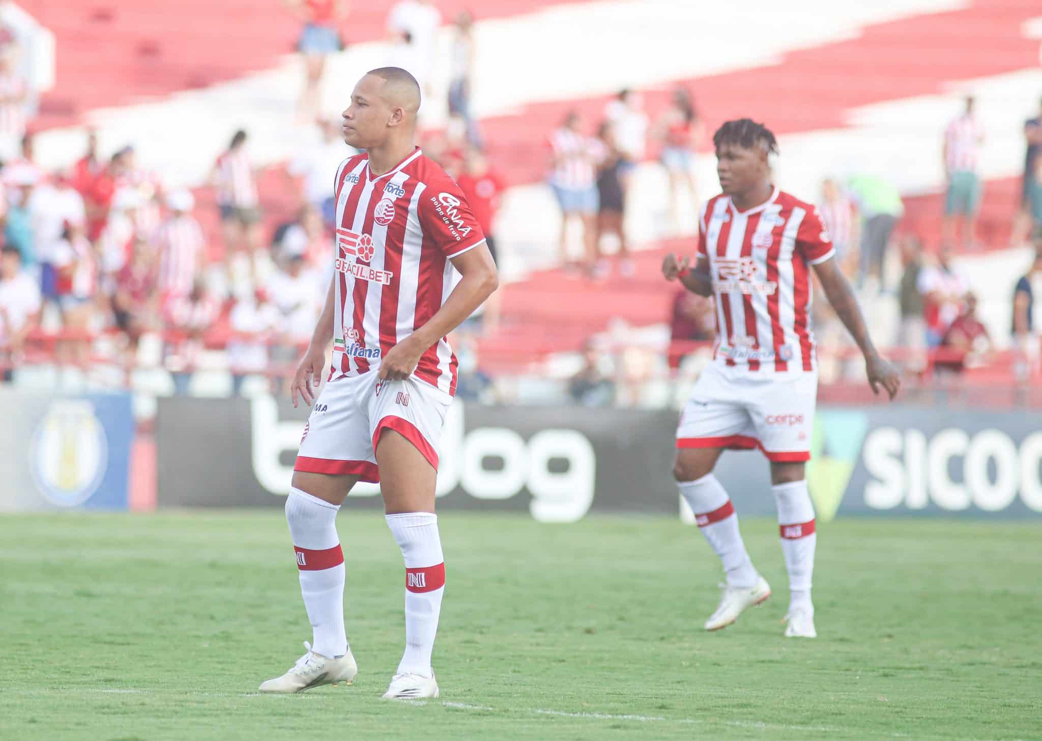 Caio Dantas desfalca o N&aacute;utico e tem retorno previsto para janeiro