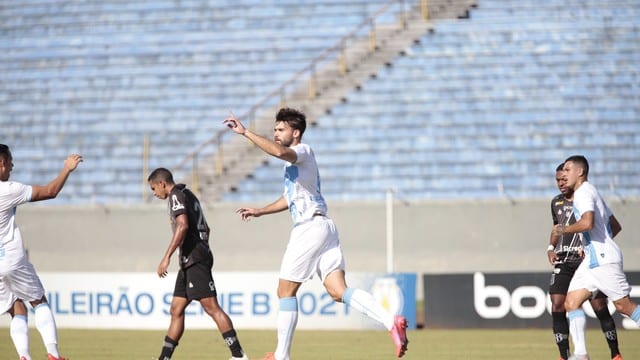 O que aconteceu, Ponte Preta?