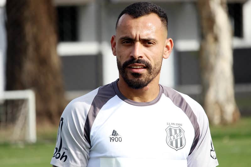 Um dos respons&aacute;veis pela perman&ecirc;ncia da Ponte, Mois&eacute;s ressalta: &ldquo;Jogamos por n&oacute;s, pela Ponte, por nossas fam&iacute;lias e pela torcida: sem voc&ecirc;s n&atilde;o somos nada&rdquo;