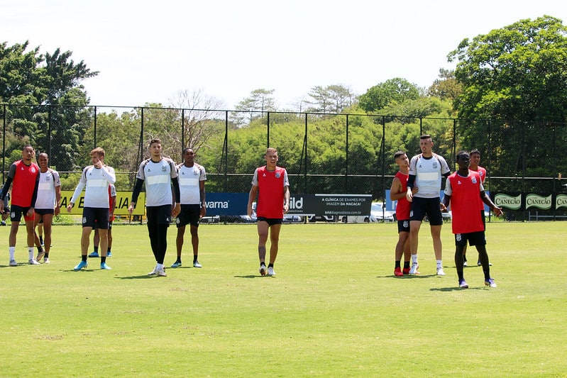 Elenco preparado para o &uacute;ltimo duelo na S&eacute;rie B? Ponte Preta ter&aacute; novidades
