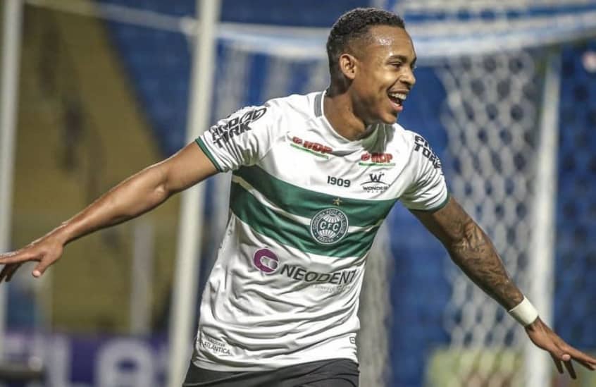 Igor Paixão vira peça fundamental no Coritiba; Gamalho de olho em recorde