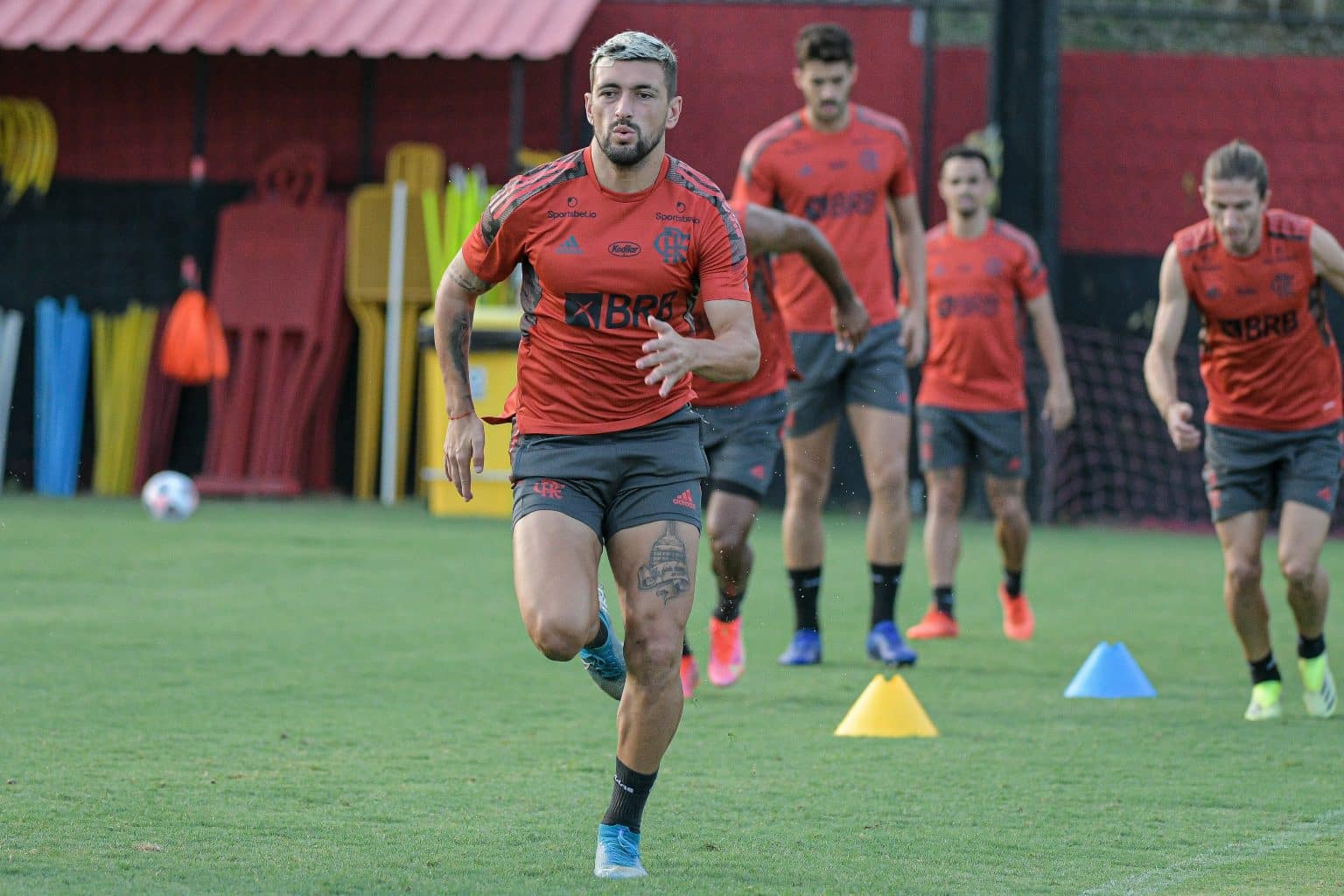 Flamengo segura retorno de jogador importante