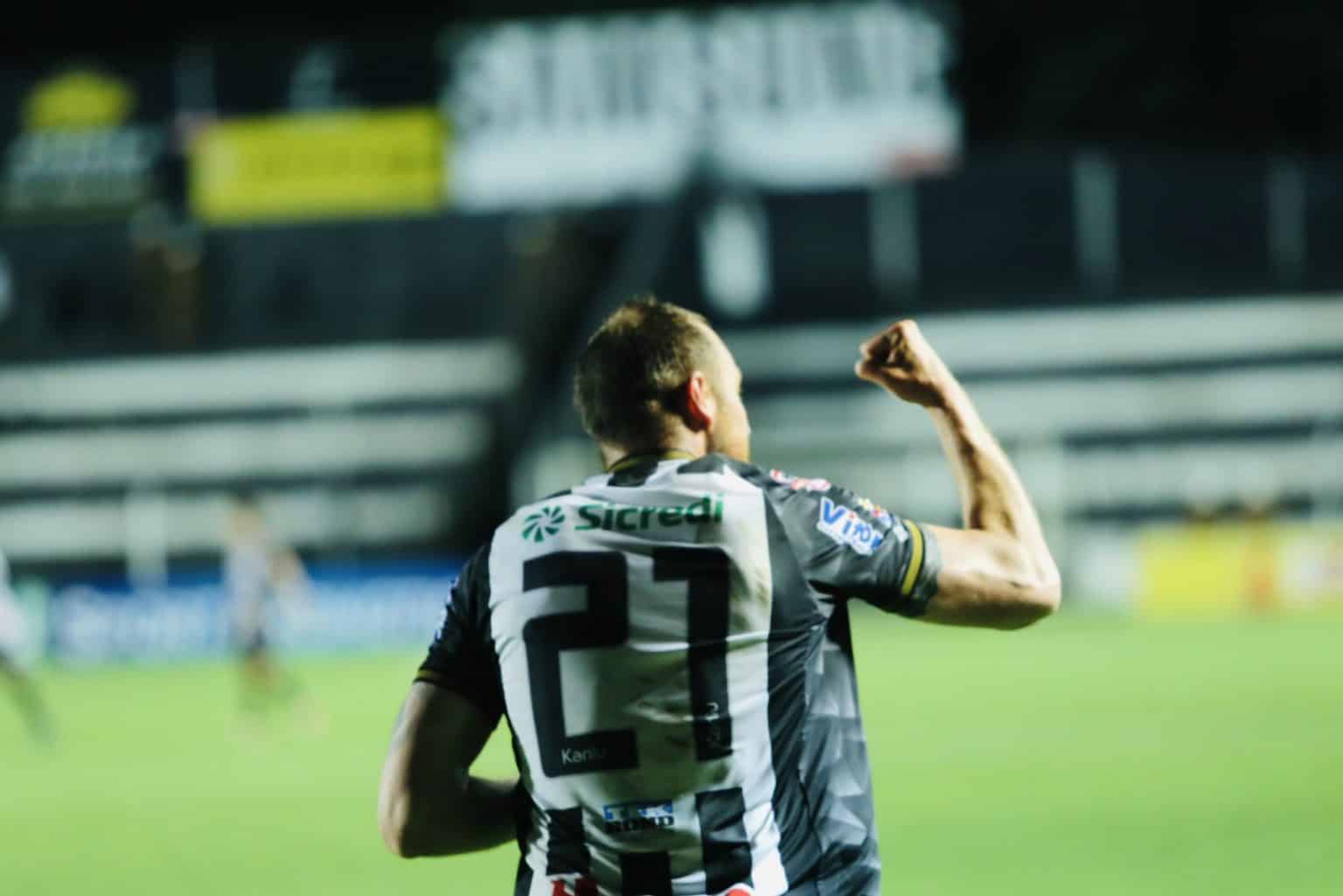 Operário-PR abre vantagem de sete pontos de distância da zona de rebaixamento