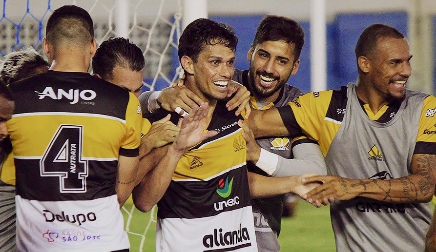 Ex-Vila Nova, Henan faz gol do acesso do Crici&uacute;ma