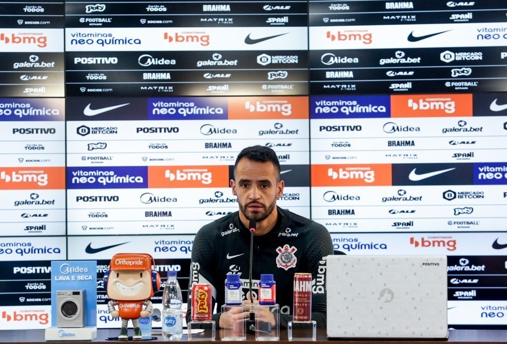 Renato Augusto fala sobre jogar fora de sua característica: “Não é novidade para mim”