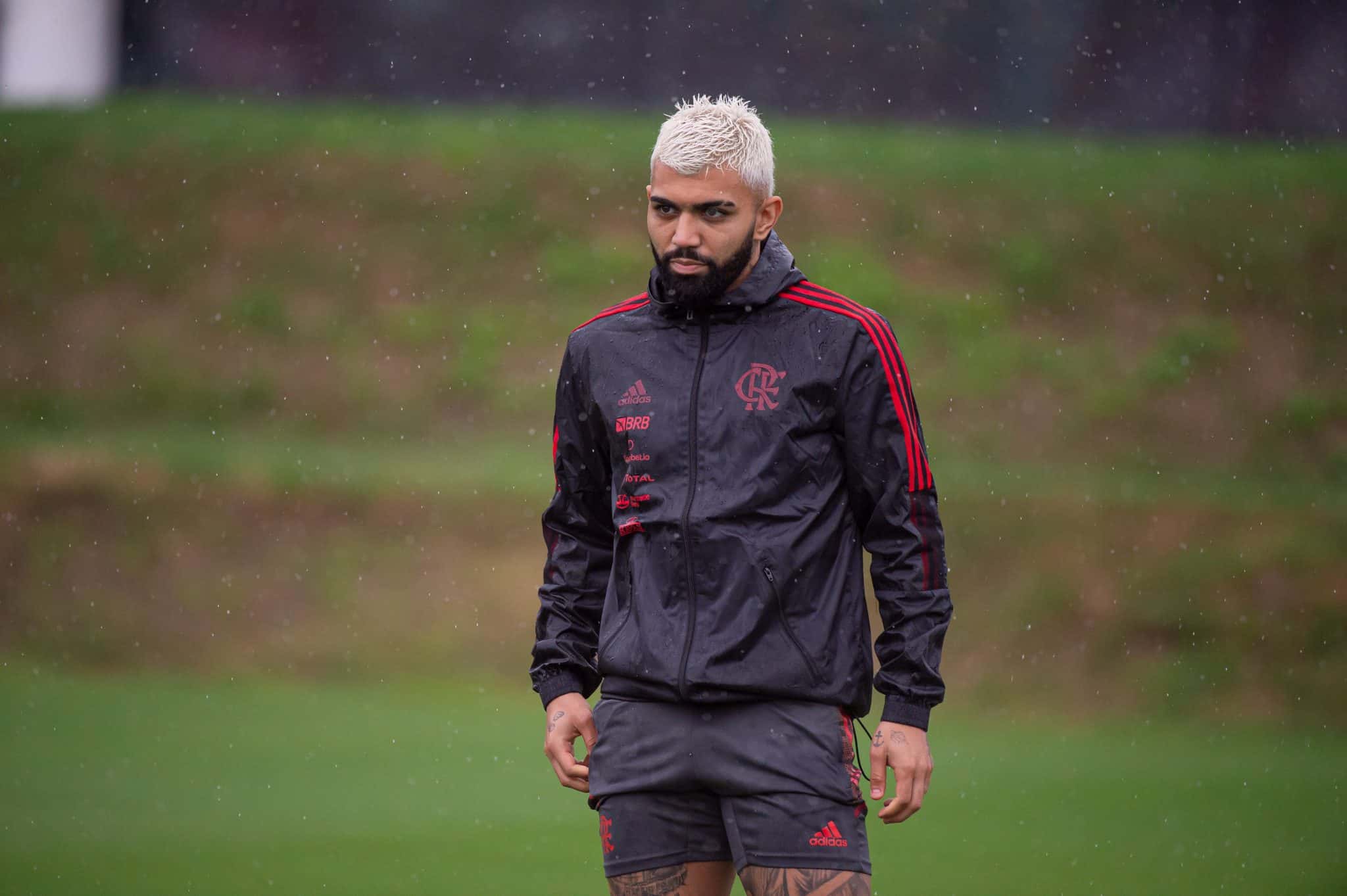 Flamengo encara o Athletico-PR sem Bruno Henrique