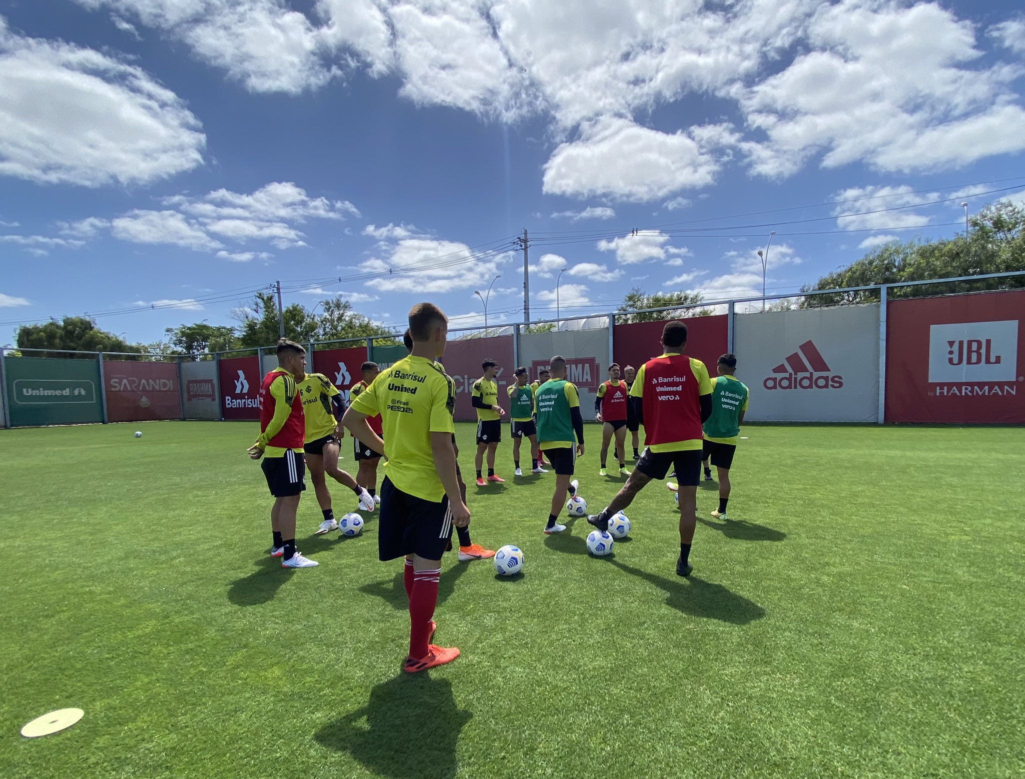 As ausências, os relacionados e a provável escalação do Inter para o jogo contra o Juventude