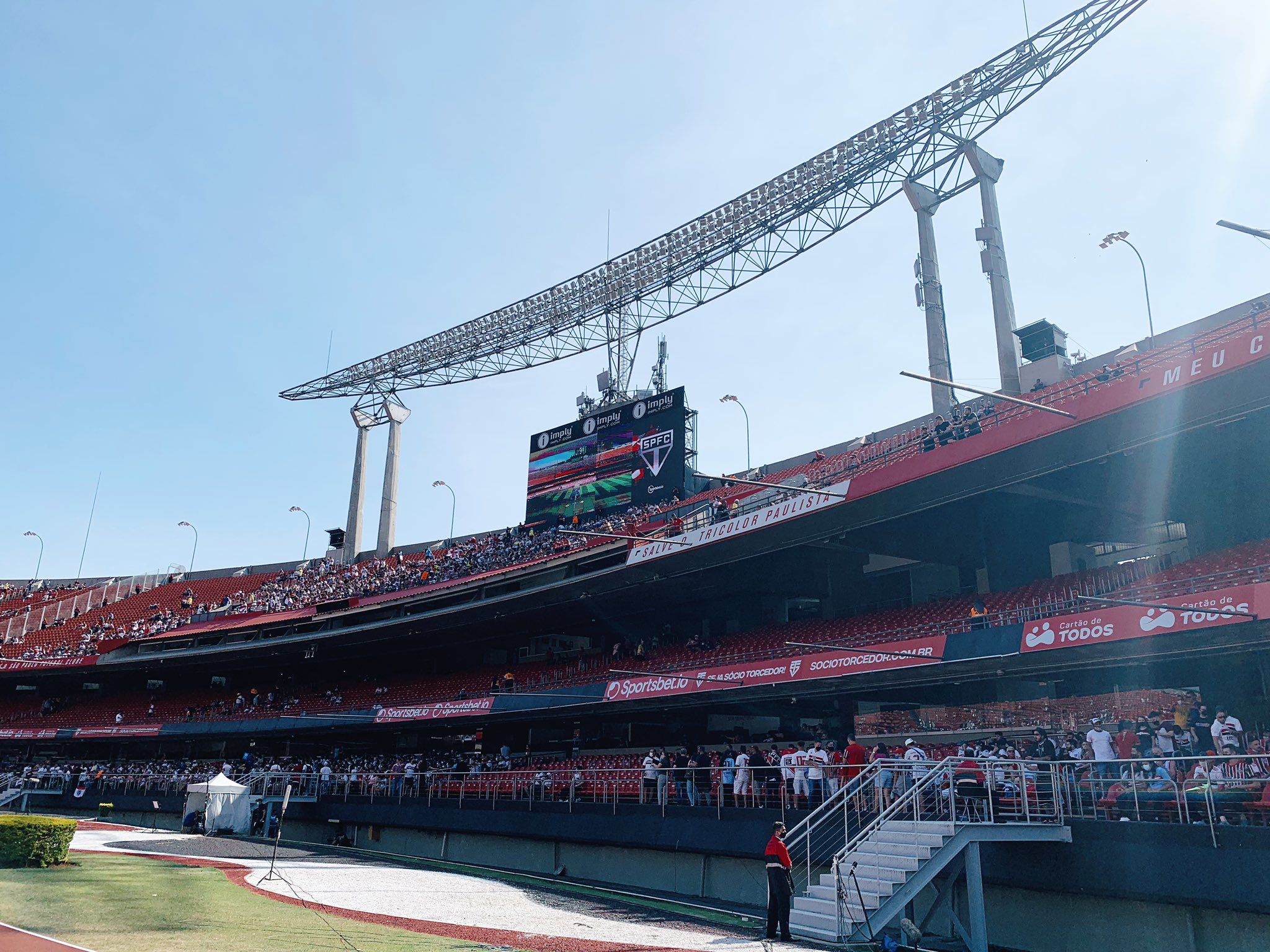 Sinal de alerta! S&atilde;o Paulo corre risco de rebaixamento