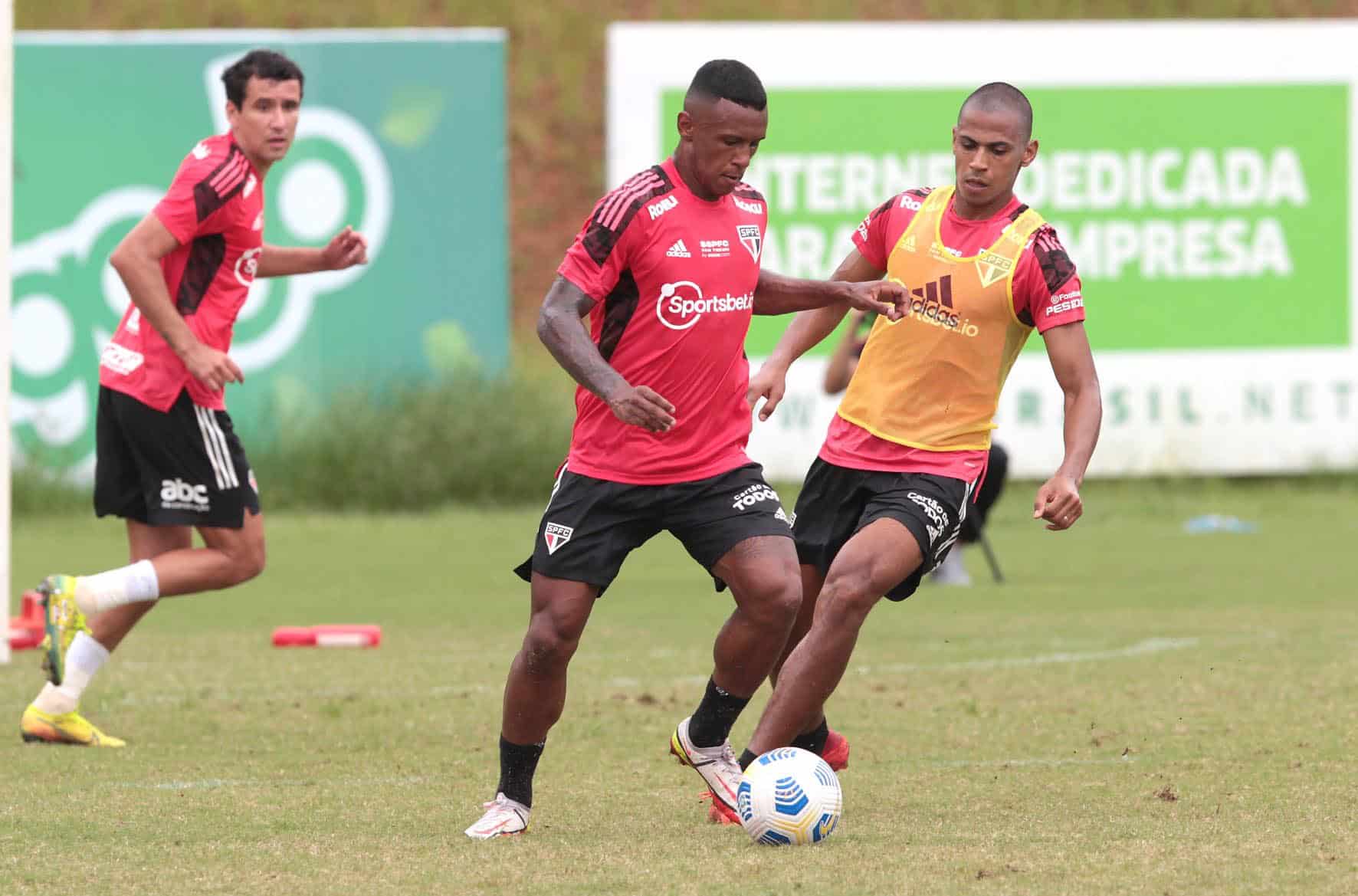 Tens&atilde;o! S&atilde;o Paulo tem sequ&ecirc;ncia complicada pela frente