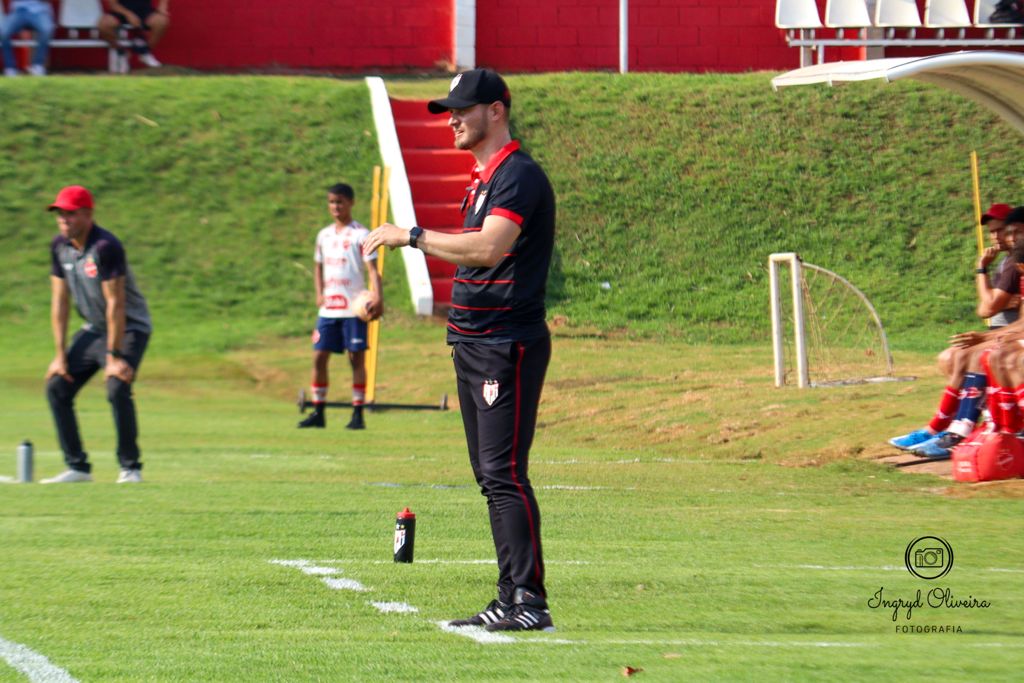Augusto Fassina, treinador do Atlético-GO, comenta expectativas para o segundo jogo da final do Goiano Sub-17