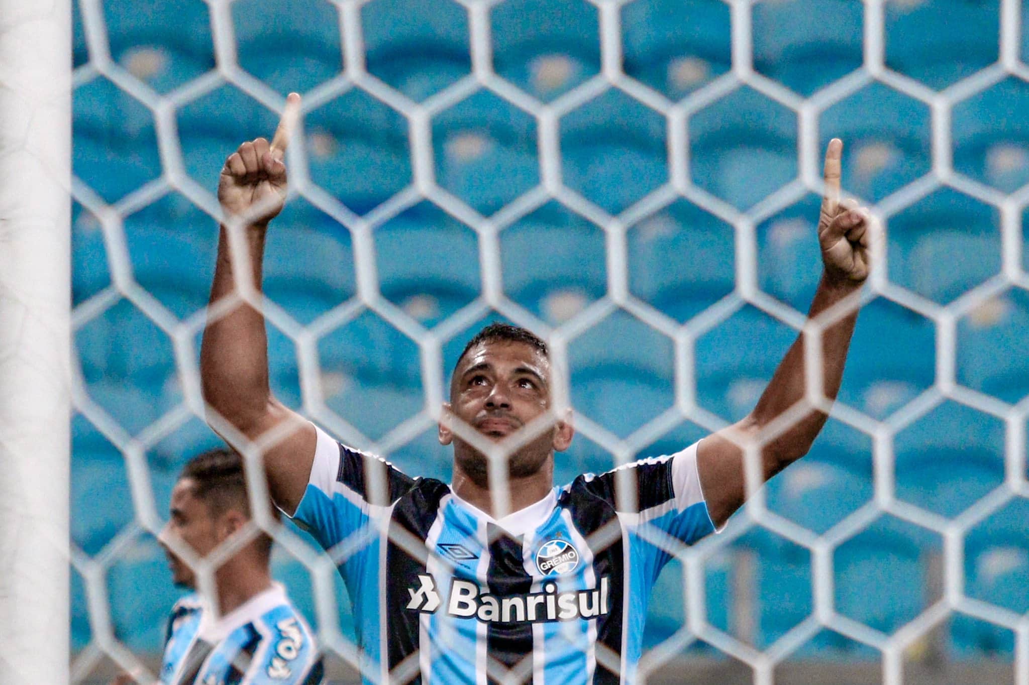 Diego Souza é um dos maiores artilheiros do Brasileirão