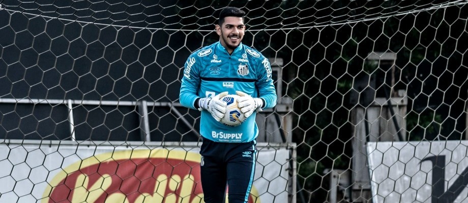 João Paulo preza confiança em clássico: “Trabalhamos bem forte nos últimos dias”