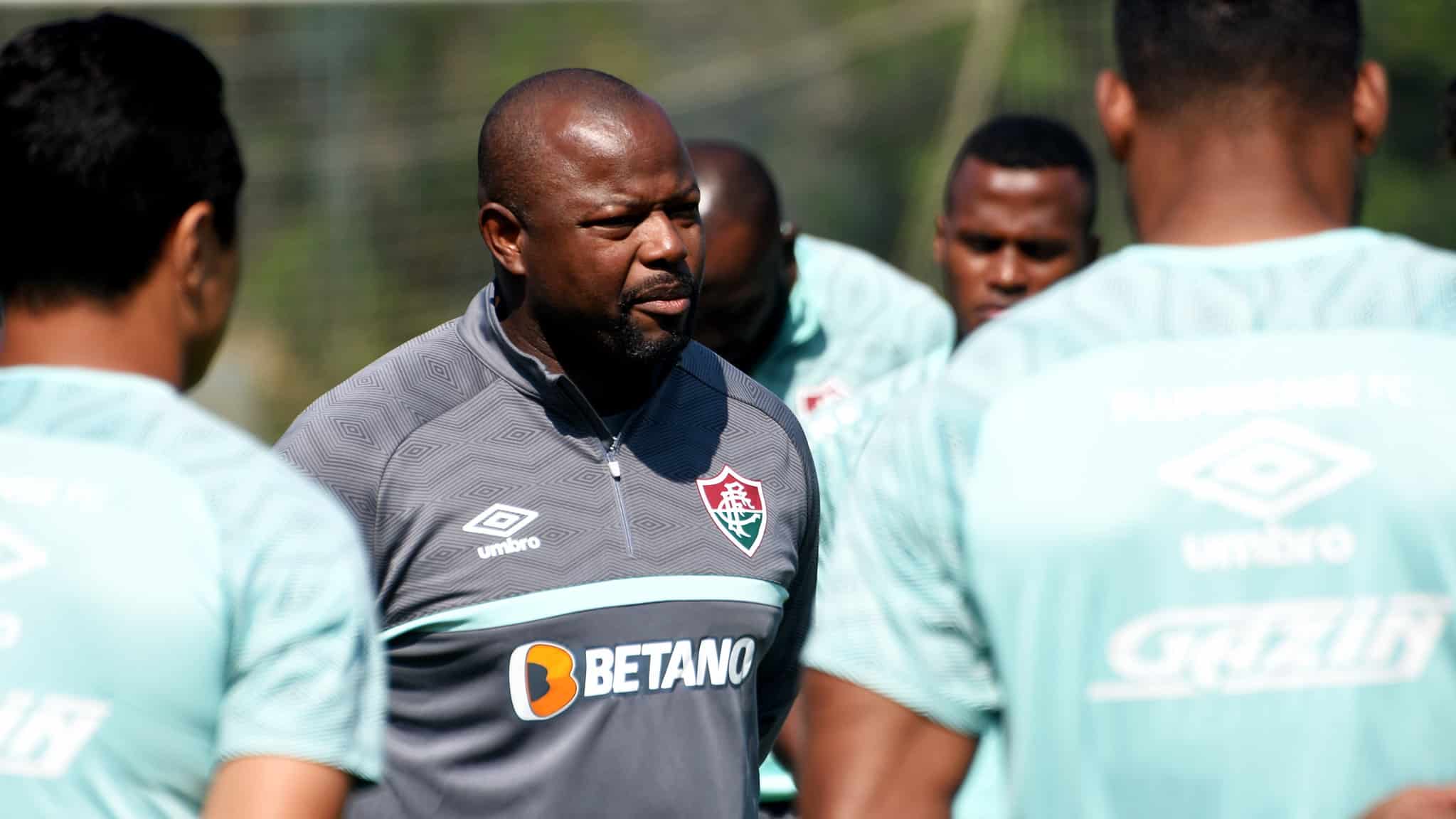 Fluminense: ap&oacute;s derrota, Marc&atilde;o mira duelo com Sport