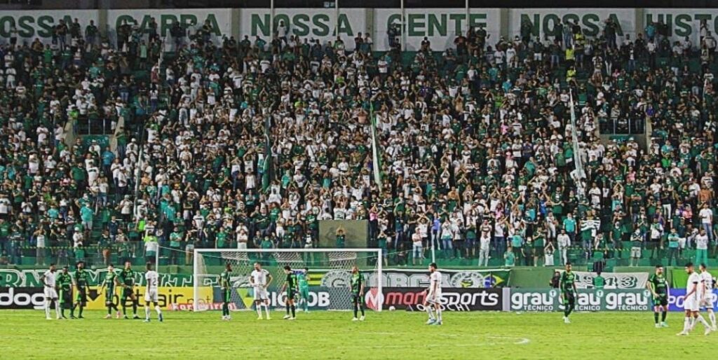 Goi&aacute;s inicia venda de ingressos para a partida contra a Ponte Preta; veja os valores