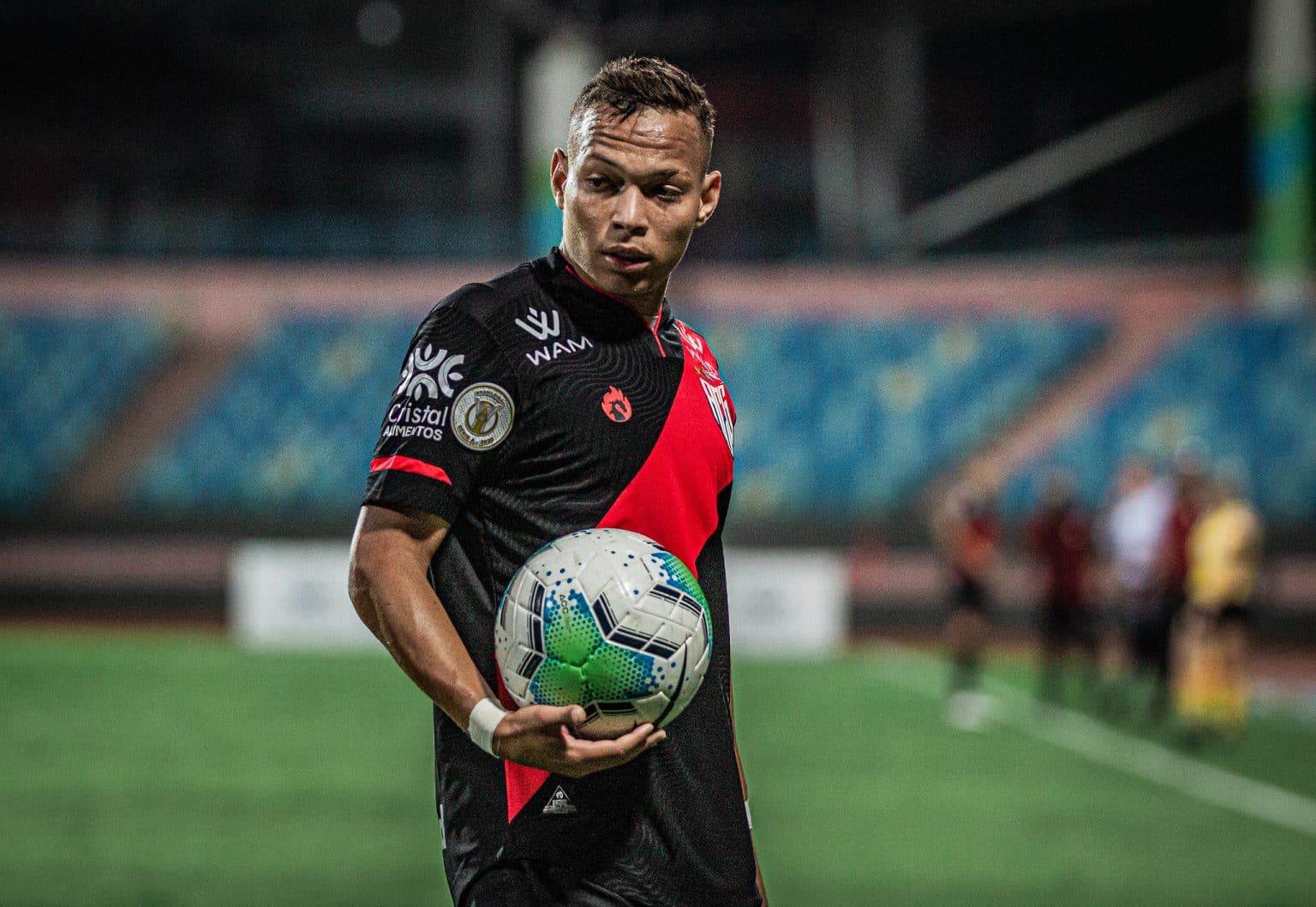 Am&eacute;rica-MG mira Janderson e mais dois zagueiros