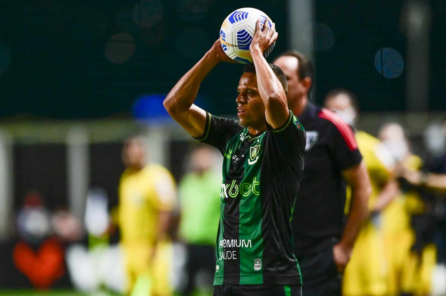 Am&eacute;rica-MG deve renovar com mais 2 atletas, diz site