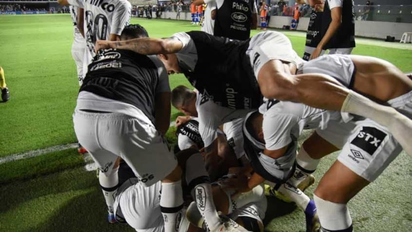 Santos receber&aacute; R$ 9,7 Milh&otilde;es em cotas por exibi&ccedil;&atilde;o do Brasileir&atilde;o 2021