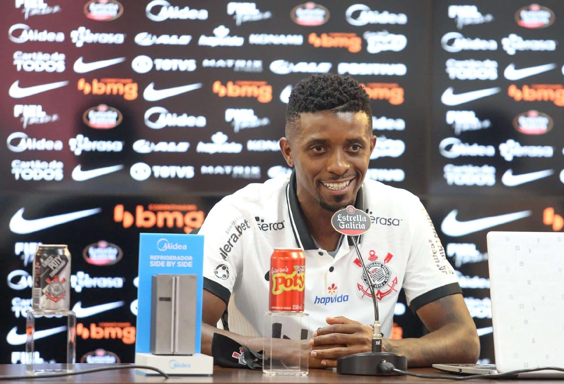 Jonathan Cafu recebe sondagens e deve sair do Corinthians